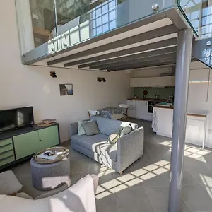 mini-loft-lido.hotelinveneto.com/